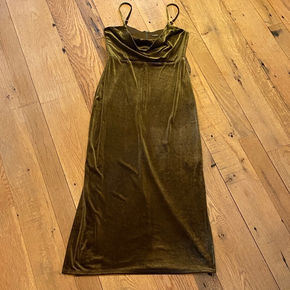 Taylor Dresses & Skirts - Taylor Velvet Olive Green Spaghetti Strap Side Vents Cowl Drape Front SMALL